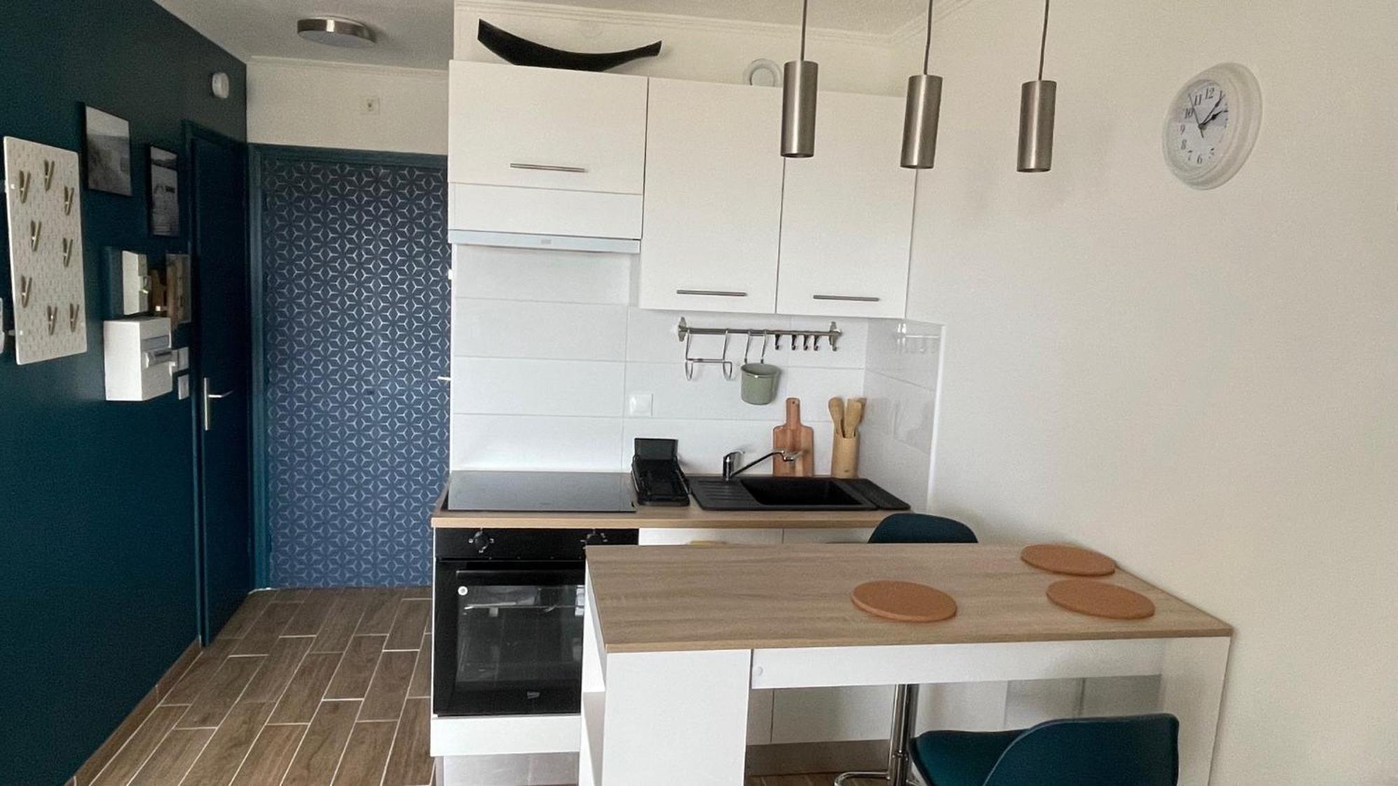Joli Studio Vue Mer, Piscine, Tennis, Parking Antibes Dış mekan fotoğraf